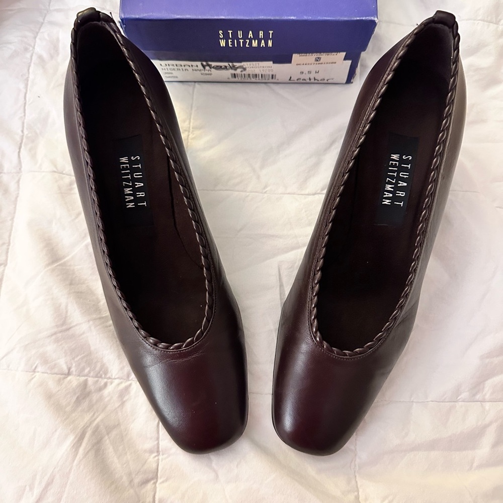 Stuart Weitzman Urban Nappa Pumps size 9.5 W in a chocolate brown